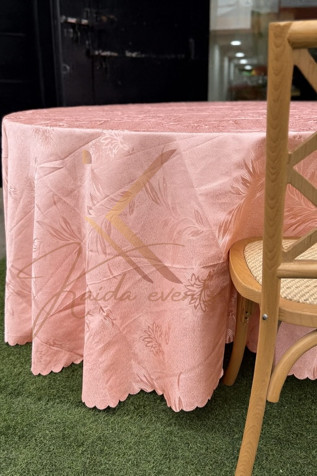 Nappe ronde saumon motif