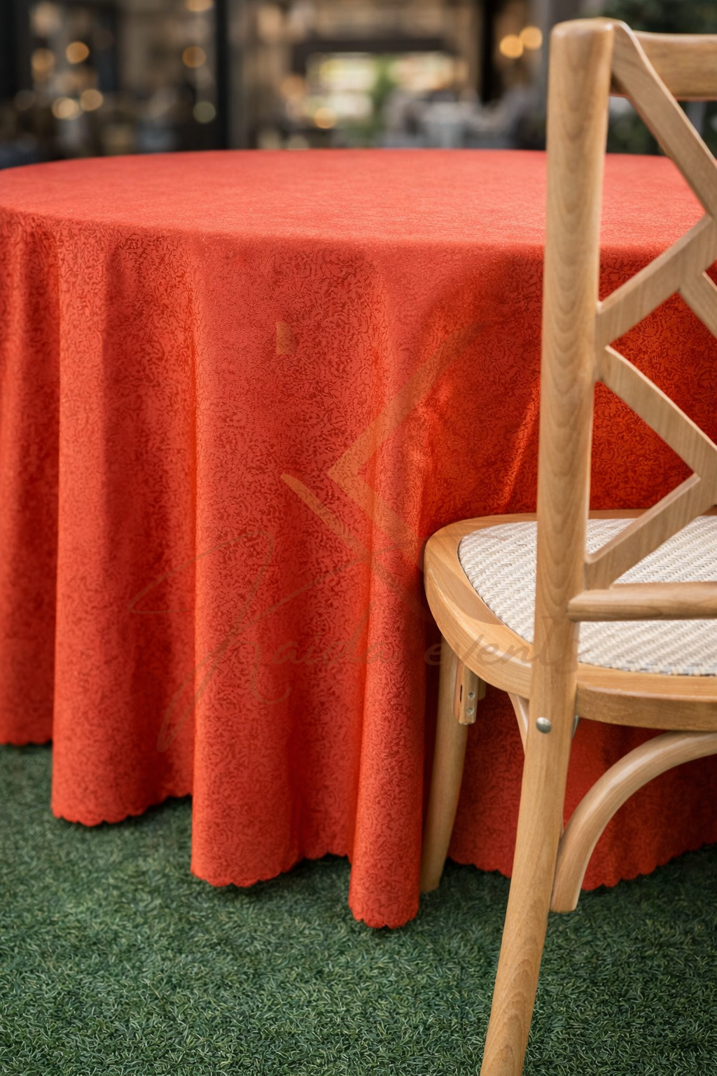 Nappe ronde orange brule motif