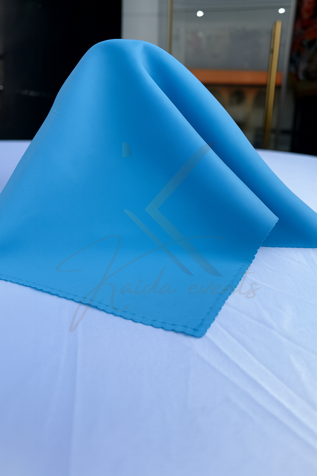 Serviette de table bleu sans motif