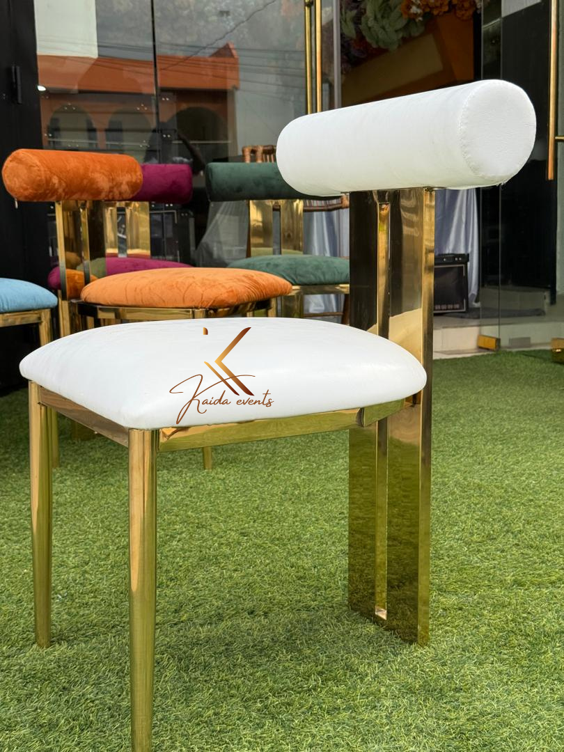 chaise Leane