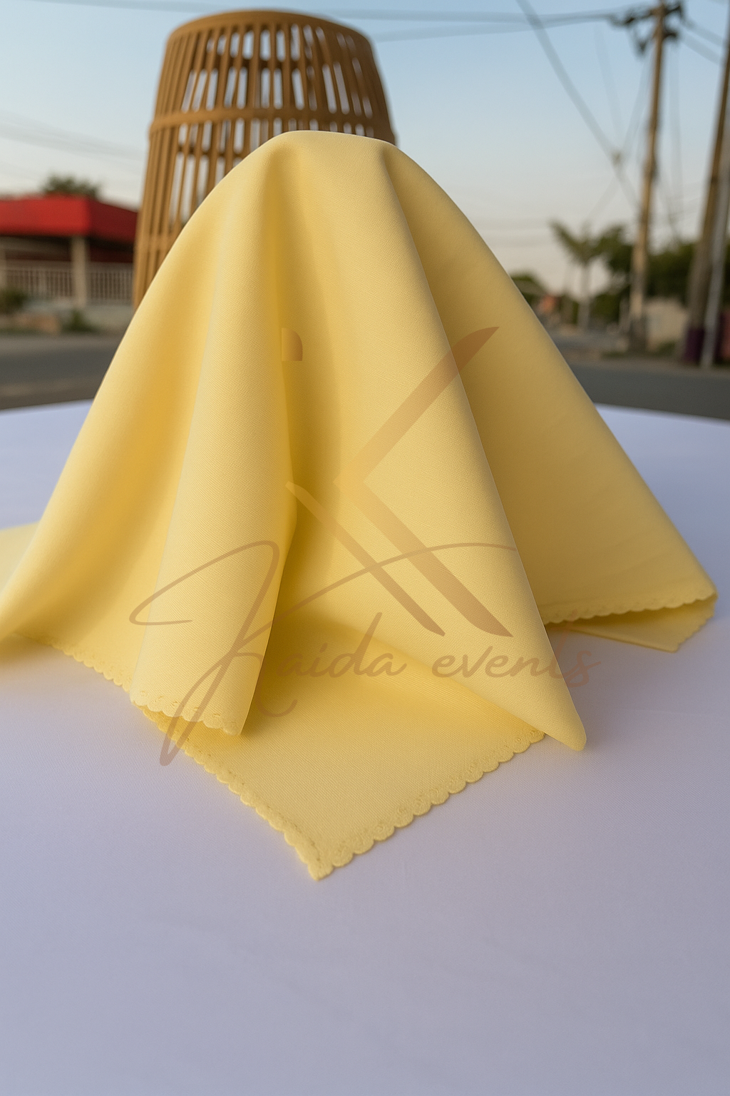Serviette de table jaune clair