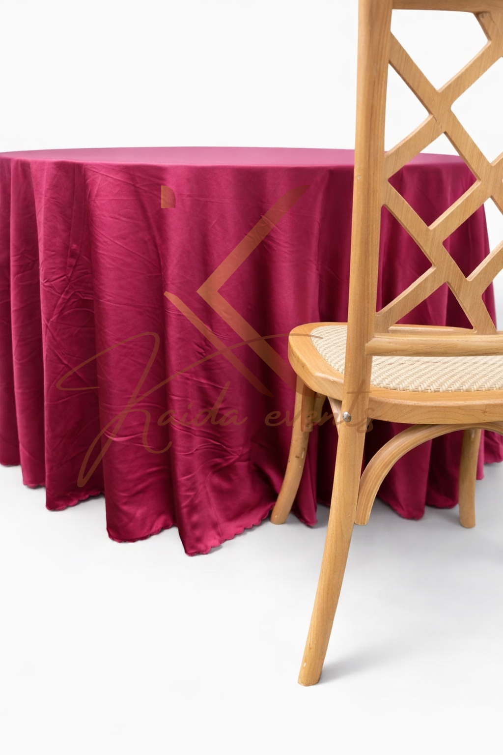 Nappe ronde rouge Bourdeau satine