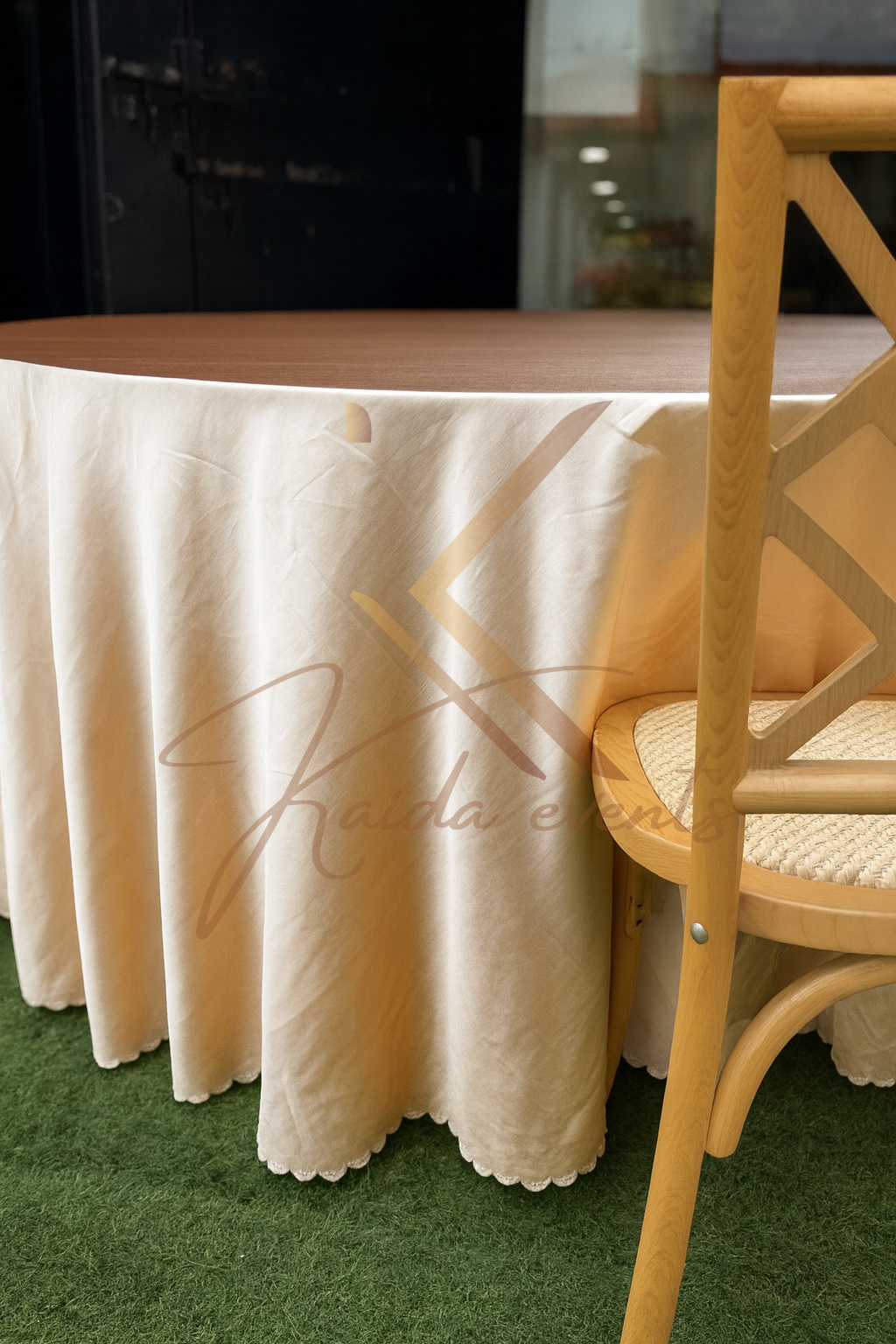 Nappe ronde champagne satinée